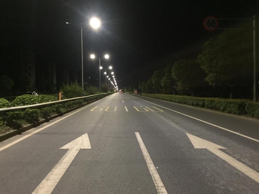 智慧路燈,道（dào）路照明,LED路燈,助（zhù）力城市,多維場景升級
